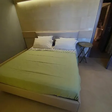 Casavacanza Elena Feriehus *